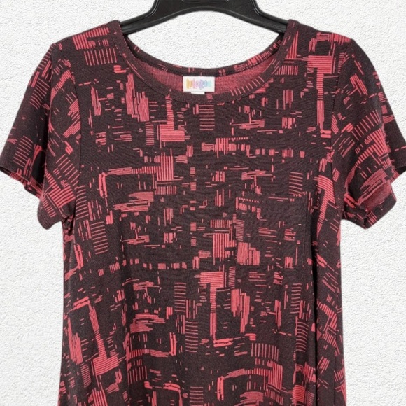 LulaRoe Carly Back and Red Abstract Print Swing Dress Size XXS - Picture 13 of 14